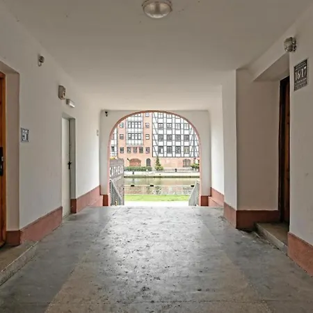 Old Town Powroznicza With Sauna & By Renters Apartmán *